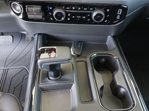Certified 2026 Chevrolet Silverado 1500 ZR2 AWD/4WD image 16