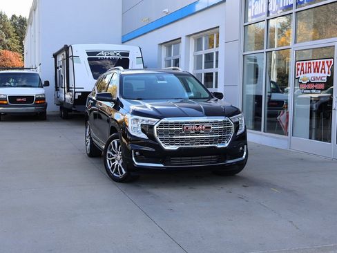Certified 2024 GMC Terrain Denali w/ Denali Premium Package image 37