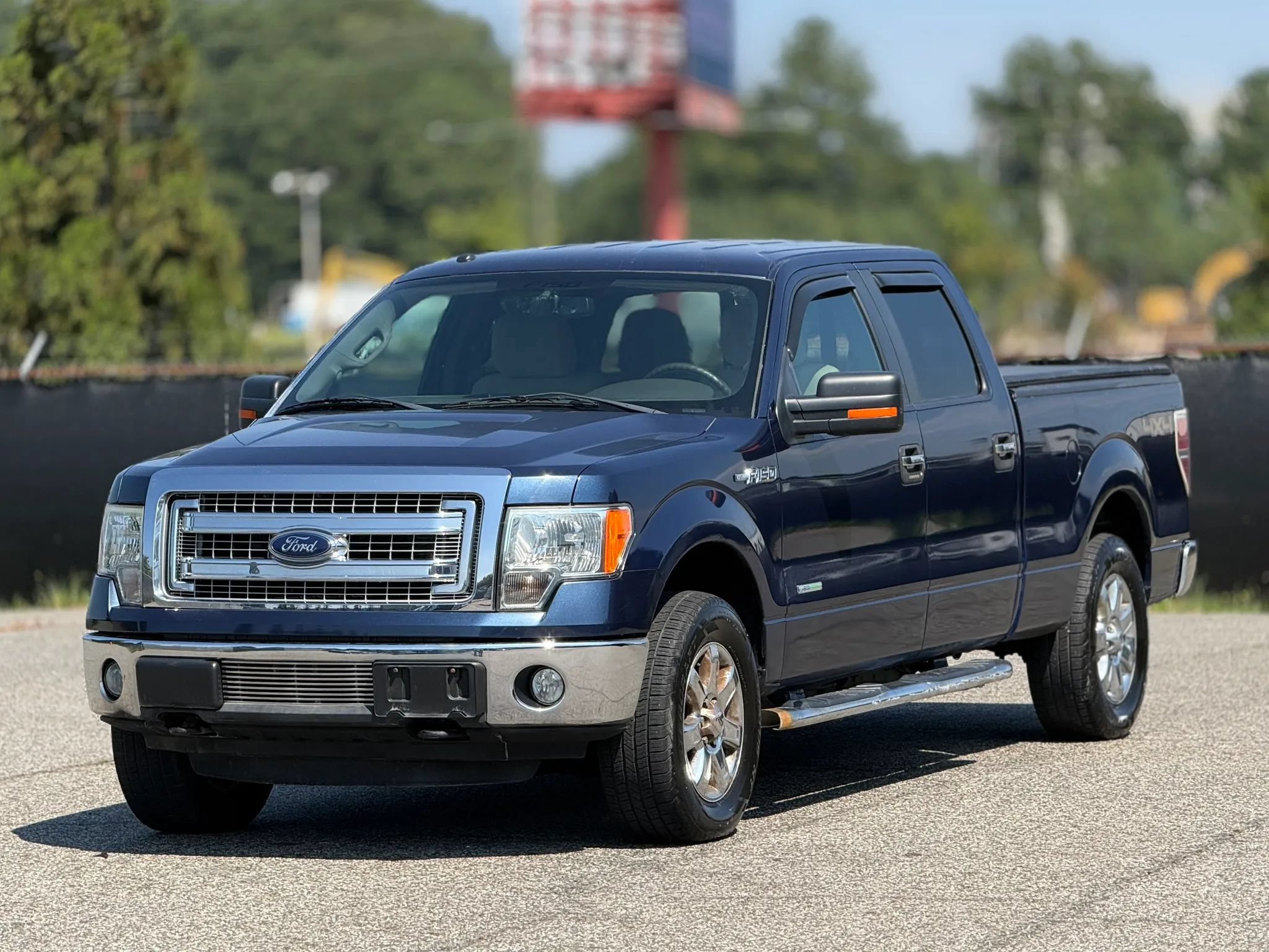 Used 2013 Ford F150 XLT w/ Luxury Equipment Group AWD/4WD image 6