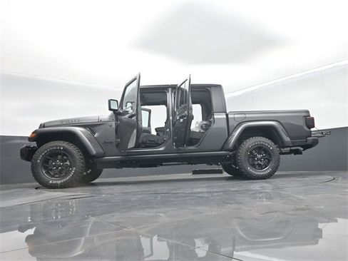New 2026 Jeep Gladiator Willys image 67