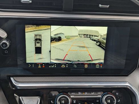 Used 2024 GMC Sierra 2500 Denali w/ Denali Reserve Package image 29