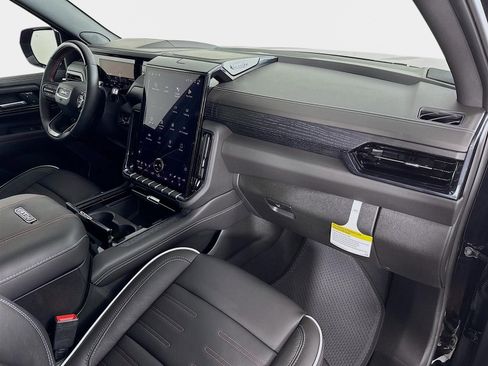 New 2026 GMC Yukon XL AT4 Ultimate image 32