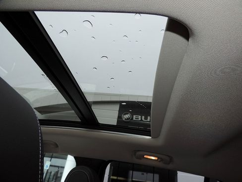 New 2026 Buick Encore GX Avenir w/ Avenir Technology Package image 12