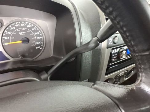 Used 2005 GMC Canyon SLE image 17