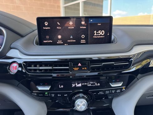 Used 2022 Acura MDX FWD w/ Technology Package image 22