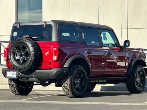 New 2025 Ford Bronco Big Bend w/ Black Diamond Package image 3