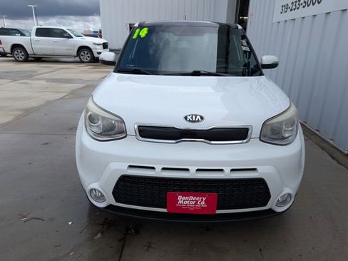 Used 2014 Kia Soul ! w/ Sun & Sound Package FWD image 32