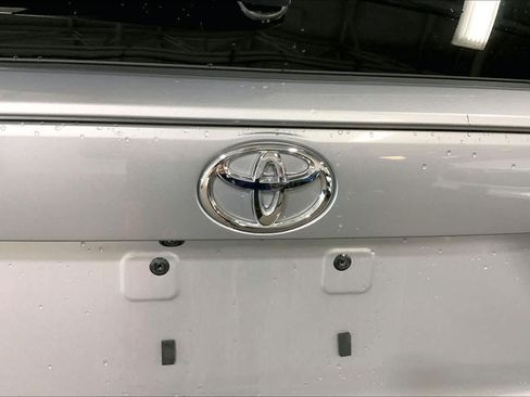 Used 2025 Toyota RAV4 XLE w/ Weather Package AWD/4WD image 10