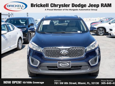 Used 2018 Kia Sorento LX image 2