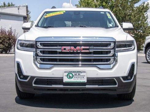 Used 2023 GMC Acadia SLT image 2