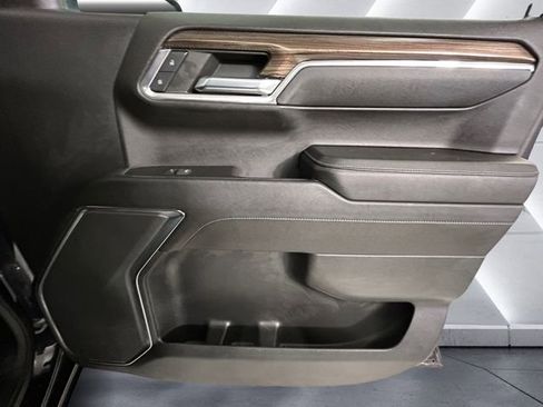 Used 2023 Chevrolet Silverado 1500 LT image 15