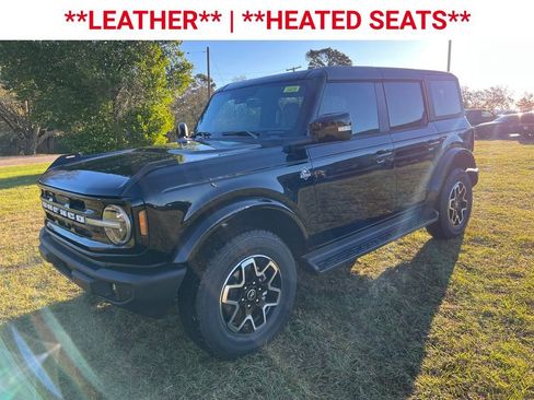 New 2025 Ford Bronco Outer Banks image 3