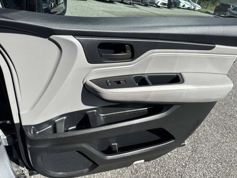 Used 2024 Honda Odyssey EX-L image 14