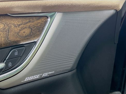 Used 2023 Cadillac XT5 Premium Luxury w/ Platinum Package image 22