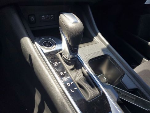 New 2025 Nissan Sentra SV w/ All-Weather Package image 19