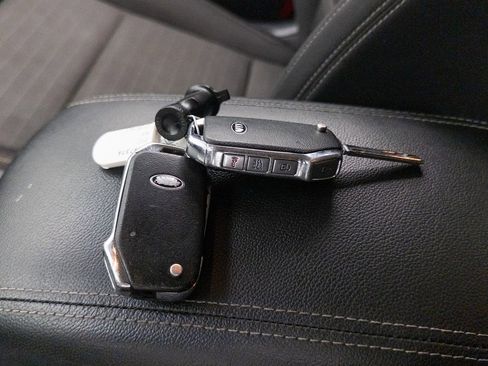 Used 2021 Kia Sportage LX w/ LX Fwd Popular Package image 28