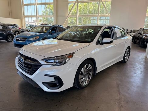 Used 2025 Subaru Legacy Limited AWD/4WD image 7