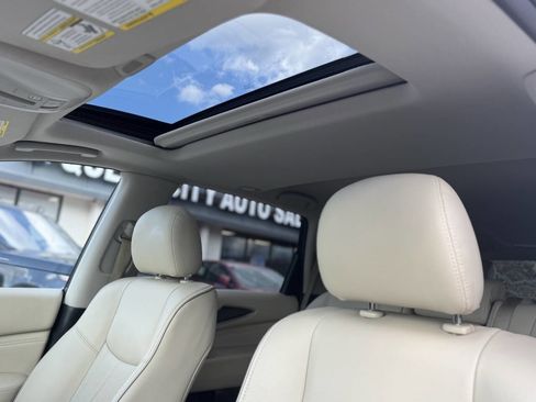 Used 2019 INFINITI QX60 Luxe w/ Essential Package image 15