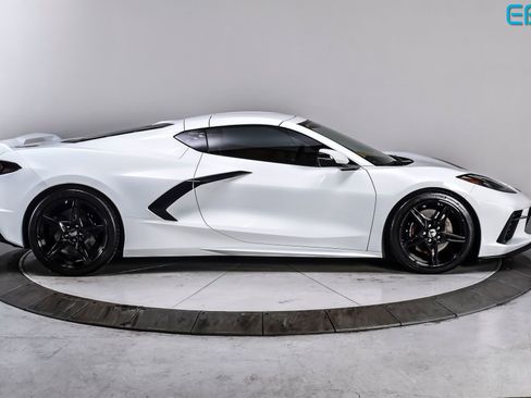 Used 2023 Chevrolet Corvette Stingray Premium Cpe w/ Z51 Performance Package RWD image 7