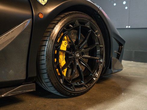 Used 2016 Ferrari 488 GTB RWD image 19