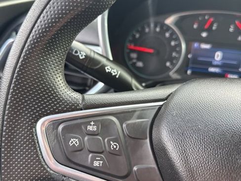 Used 2019 Chevrolet Equinox LT w/ LPO, Floor Liner Package image 31