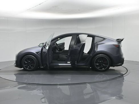 Used 2023 Tesla Model Y Long Range AWD/4WD image 35