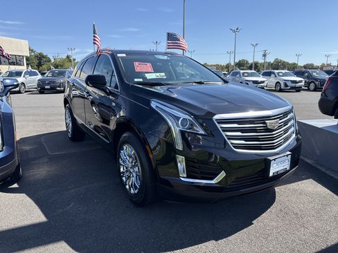 Used 2019 Cadillac XT5 Luxury image 3
