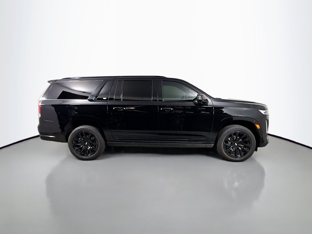 Used 2024 Cadillac Escalade ESV Sport Platinum w/ LPO, ONYX Package AWD/4WD image 4