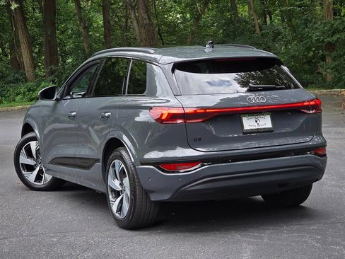 Used 2025 Audi Q6 e-tron Premium Plus w/ Premium Plus AWD/4WD image 71