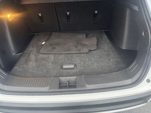 Used 2025 Chevrolet Trax LT image 24