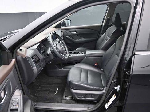 Used 2023 Nissan Rogue SV w/ SV Premium Package AWD/4WD image 15