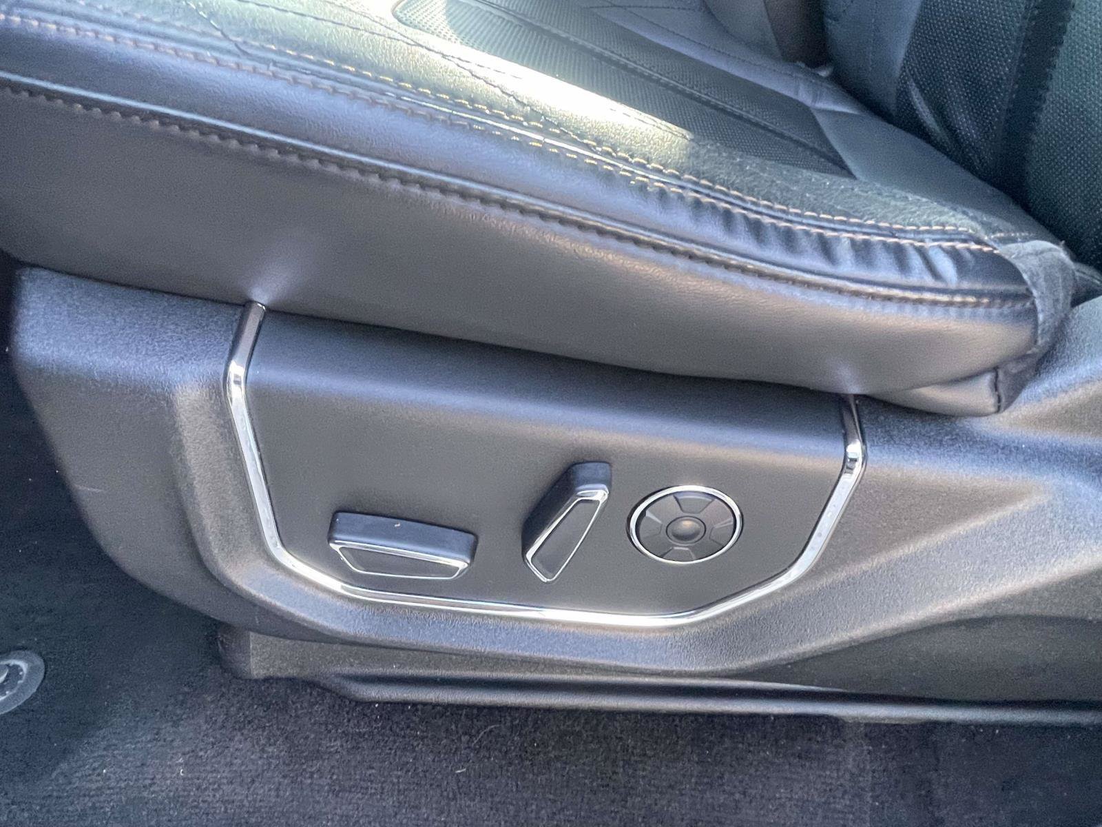 Used 2019 Ford Expedition Platinum RWD image 15