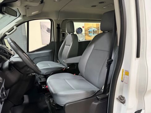 Used 2019 Ford Transit 150 XL image 36