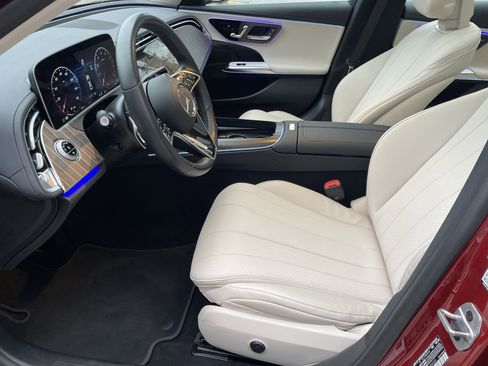 Certified 2024 Mercedes-Benz E 350 4MATIC Sedan image 21