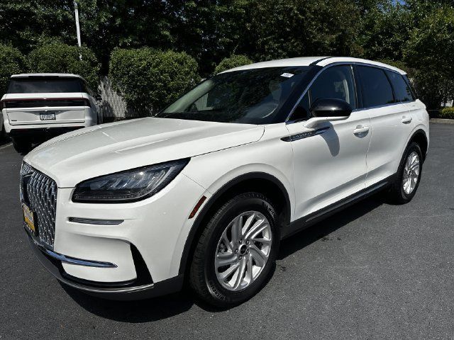 Certified 2024 Lincoln Corsair AWD image 9