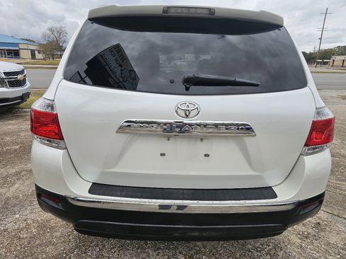 Used 2012 Toyota Highlander Limited image 8