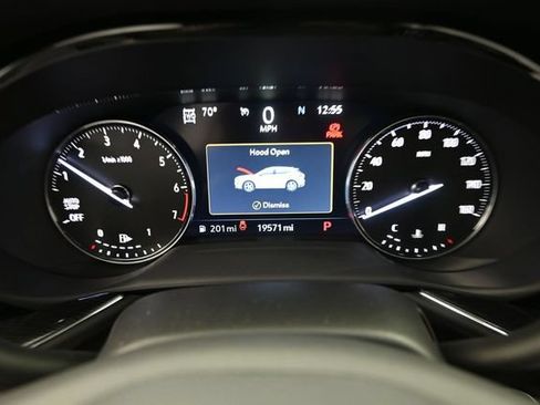 Used 2023 Buick Envision Essence AWD/4WD image 36