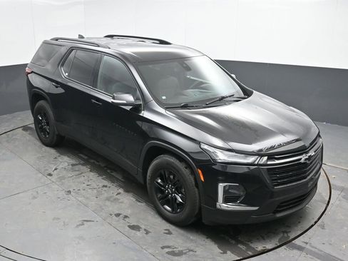 Used 2022 Chevrolet Traverse LT w/ Midnight/Sport Edition image 42