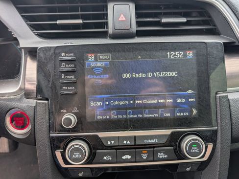 Used 2019 Honda Civic EX image 13