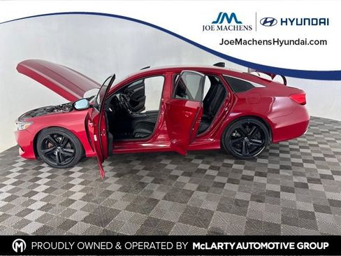Used 2022 Honda Accord Sport image 9