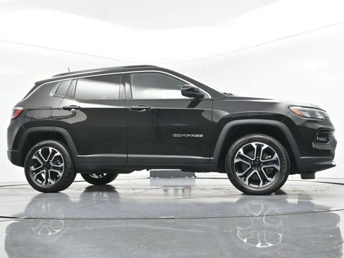 Used 2023 Jeep Compass Limited w/ Sun and Sound Group AWD/4WD image 46