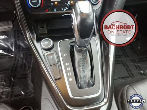 Used 2015 Ford Focus Titanium w/ Titanium Technology Package image 14