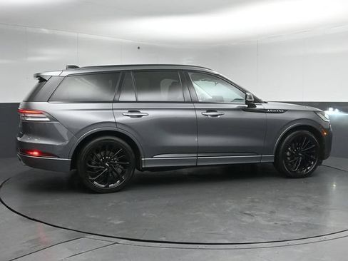 Used 2025 Lincoln Aviator Reserve w/ Equipment Group 201A AWD/4WD image 4