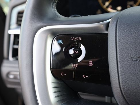 Certified 2025 INFINITI QX80 Luxe image 43