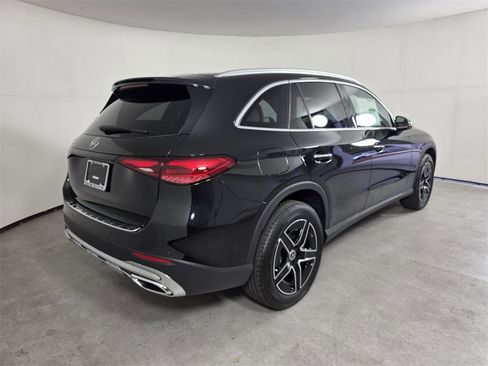 New 2026 Mercedes-Benz GLC 300 image 4