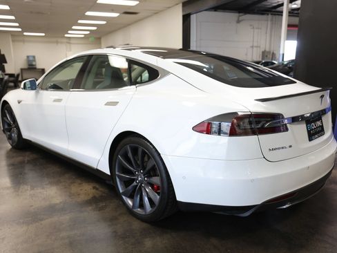Used 2015 Tesla Model S P85D AWD/4WD image 10