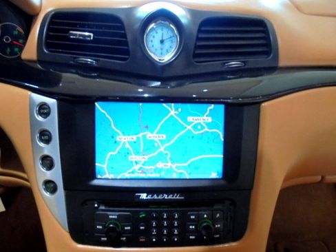 Used 2009 Maserati GranTurismo S RWD image 16