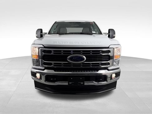 Used 2025 Ford F250 XLT w/ FX4 Off-Road Package AWD/4WD image 5