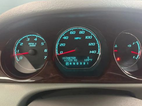 Used 2011 Buick Lucerne CX FWD image 11