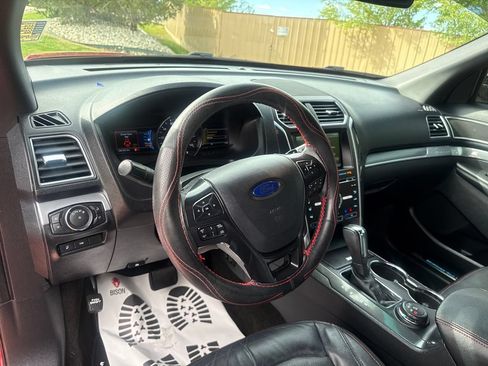 Used 2016 Ford Explorer Sport w/ Equipment Group 401A AWD/4WD image 13